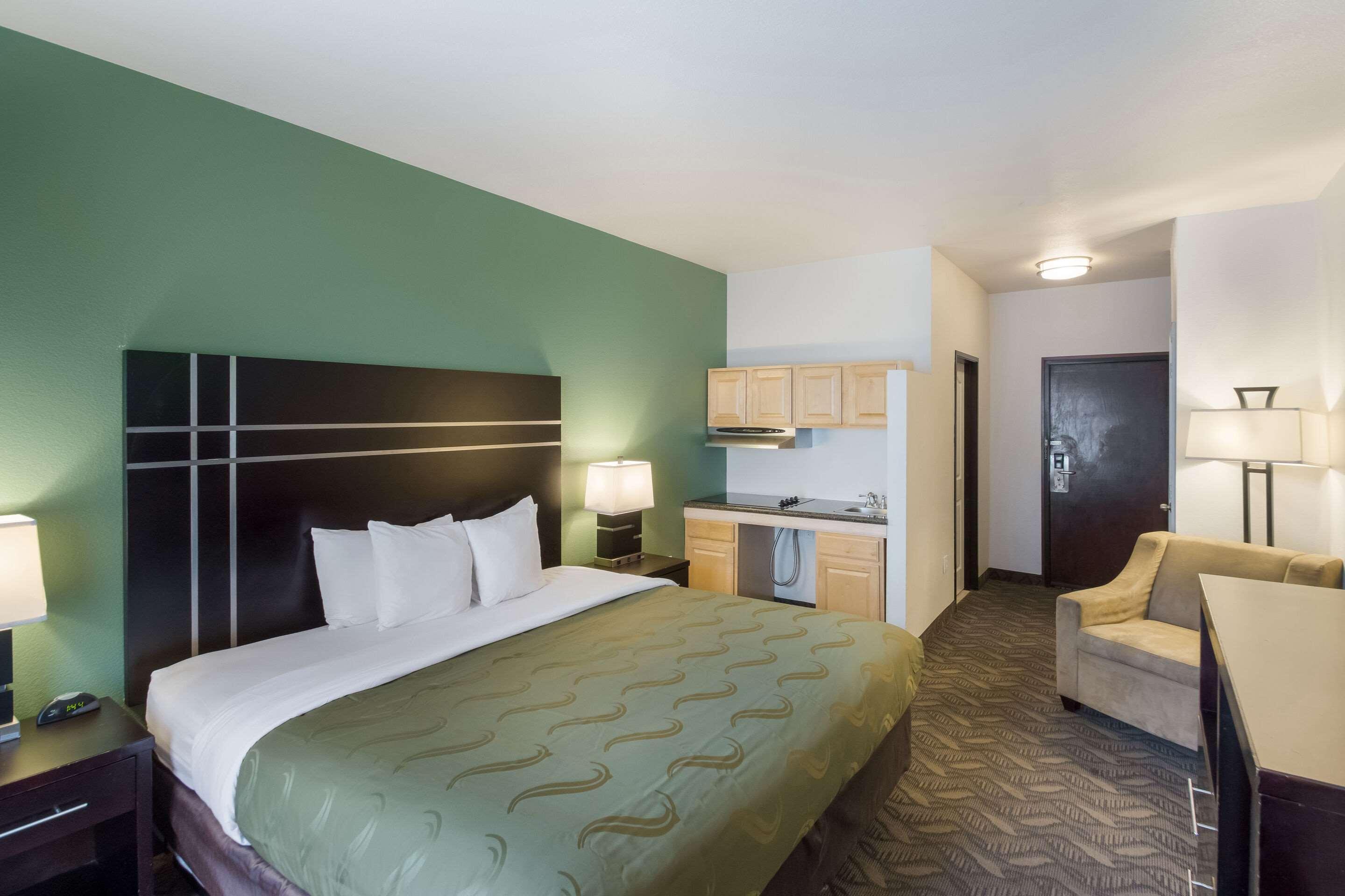 Quality Inn & Suites Airport West Salt Lake City Exterior foto